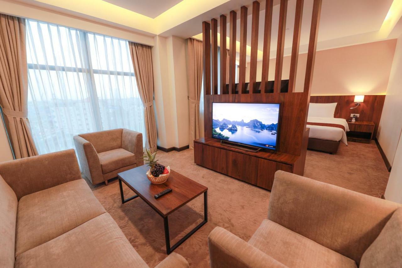 Hlaine Tet Hotel Янгон Экстерьер фото